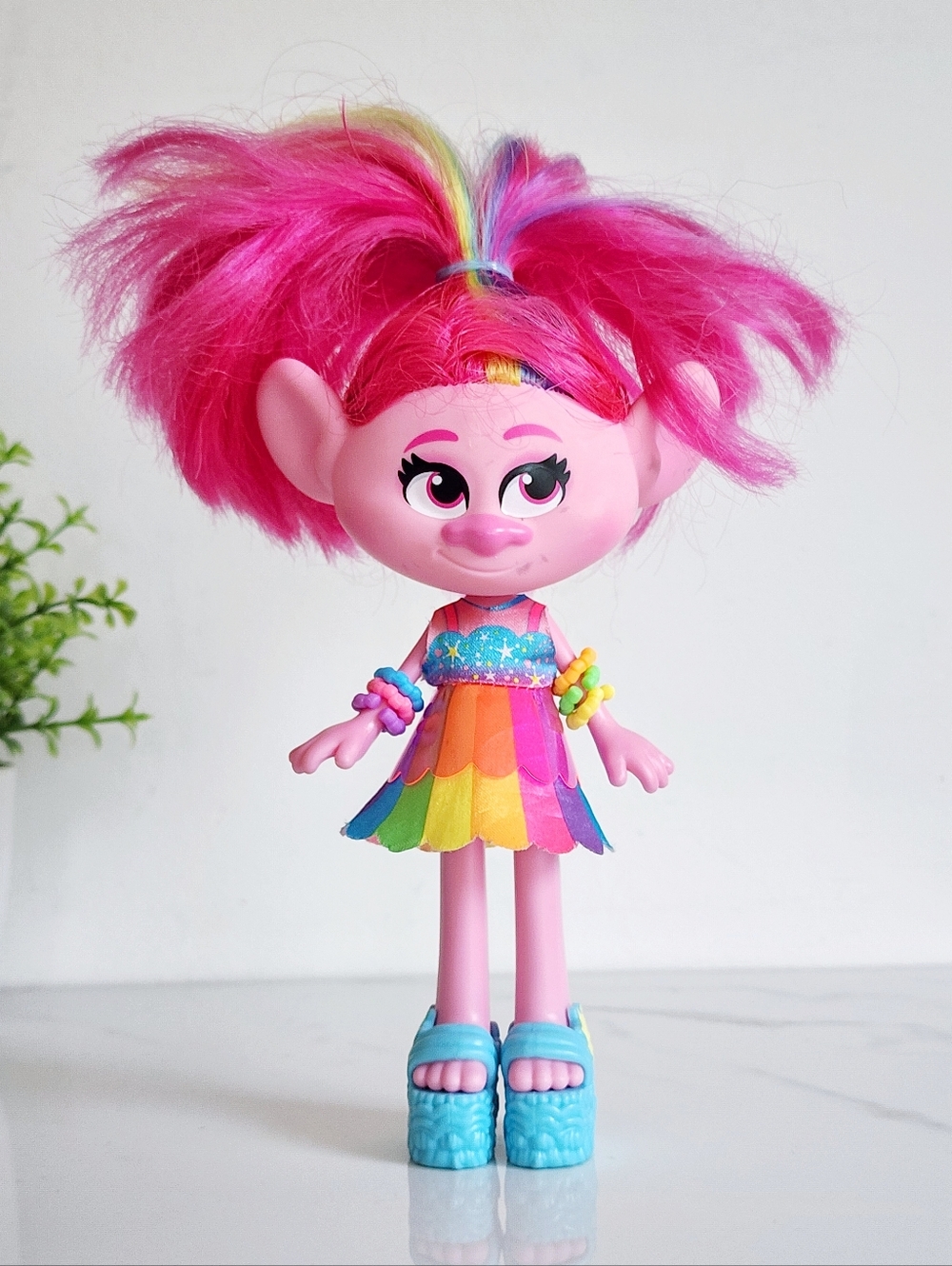 ✨️ DreamWorks Trolls Poppy Rainbow Doll 7” Hasbro 2019 w/ Accessories Figure